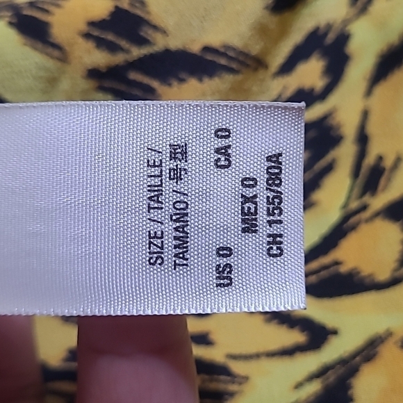 Juicy Couture Silk Ruffle Shoulder Back Button-Up Top 0 - Picture 8 of 8